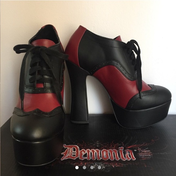 Dolls Kill Current Mood Size 7 Red ‘N Black heels! - Picture 1 of 4